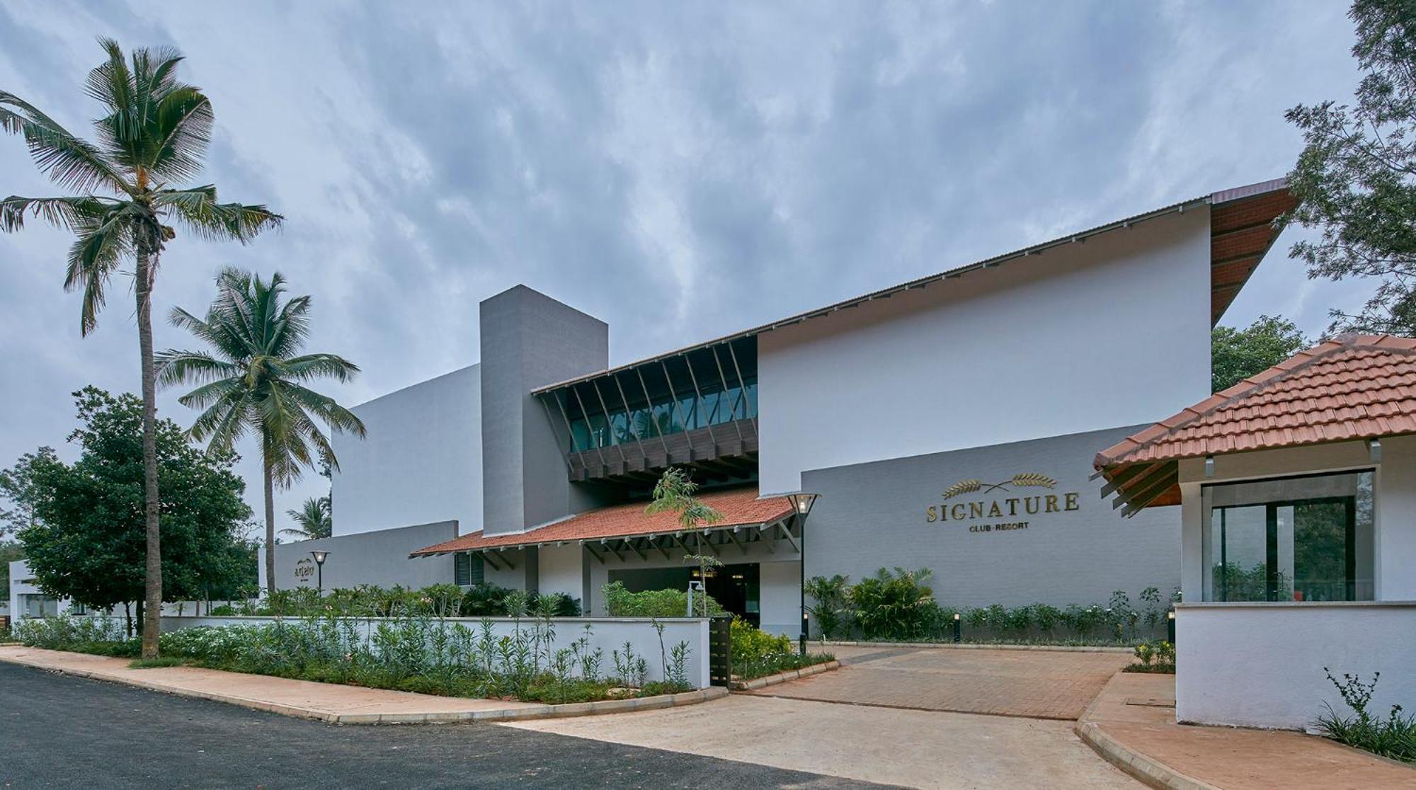 Signature Club Resort Devanahalli Екстериор снимка