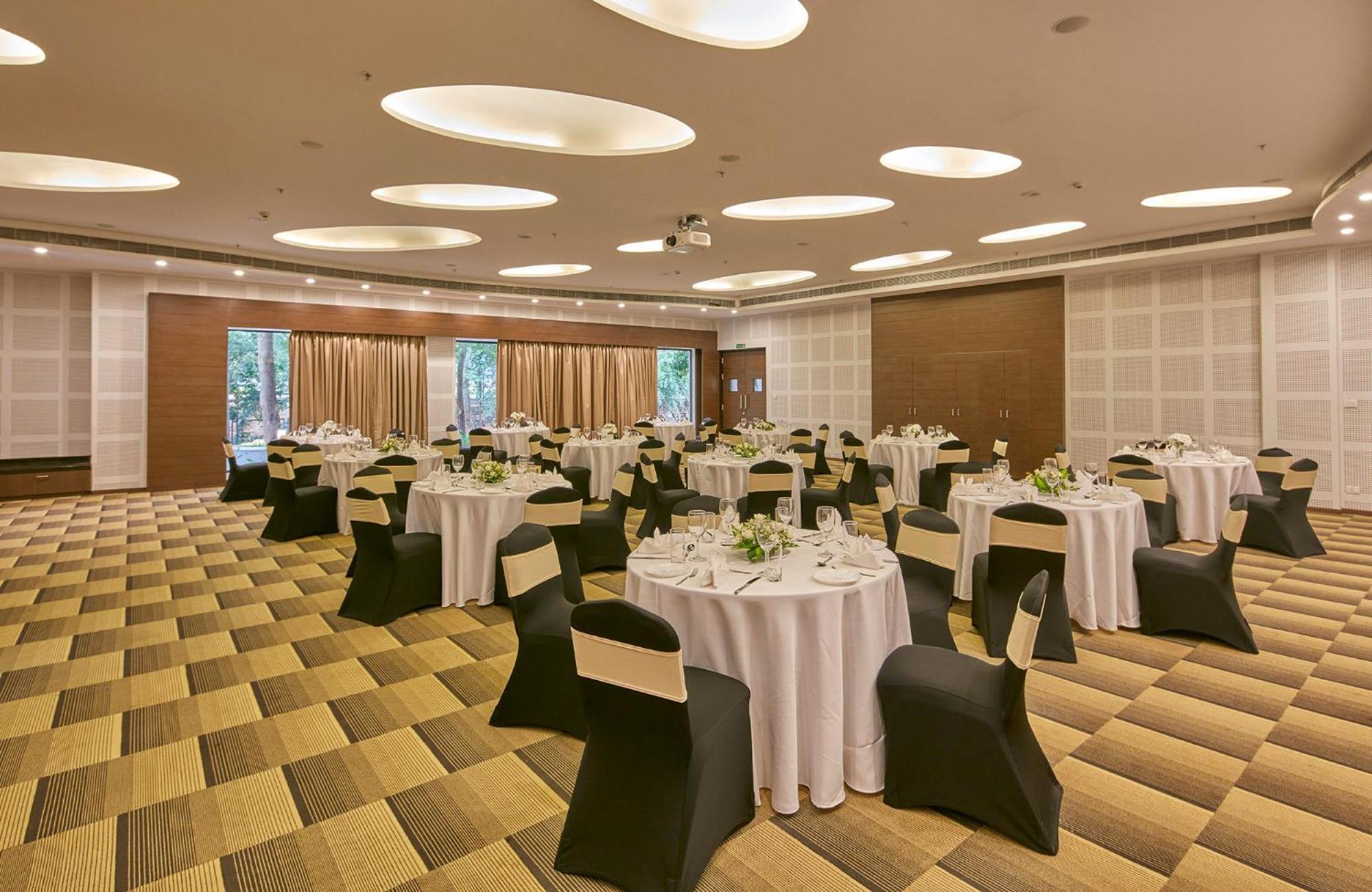 Signature Club Resort Devanahalli Екстериор снимка
